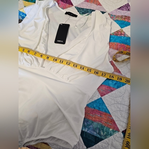 21 Saints White Bodysuit Women's Size XL NWT - Picture 7 of 7